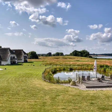 Apartment Teichhuhn 41 Im Wreecher Idyll Ruegen By Ruyastay Putbus